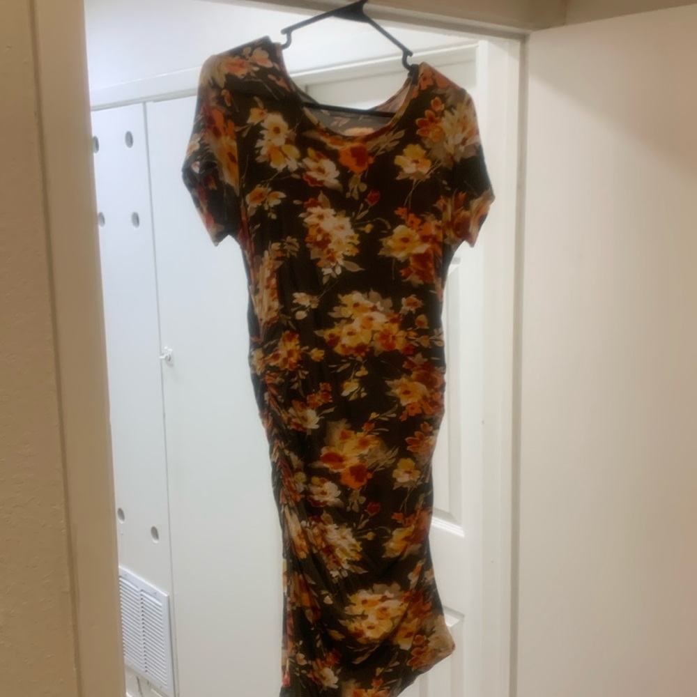 Stretchy floral dress